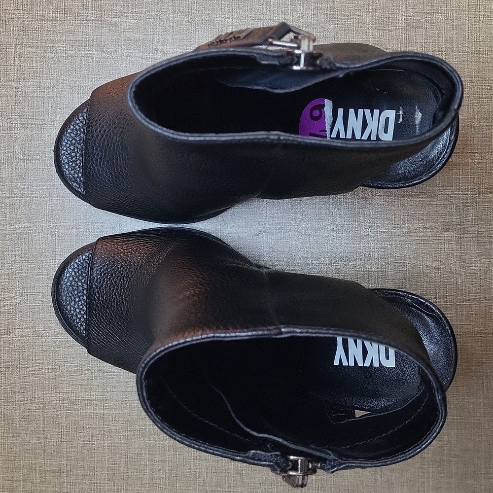 DKNY Black Peep-Toe Ankle Boots SZ6.5 - Picture 7 of 8